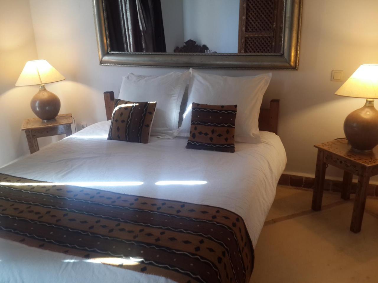 Parfums D'Etoiles Hotel Aguerd  Buitenkant foto
